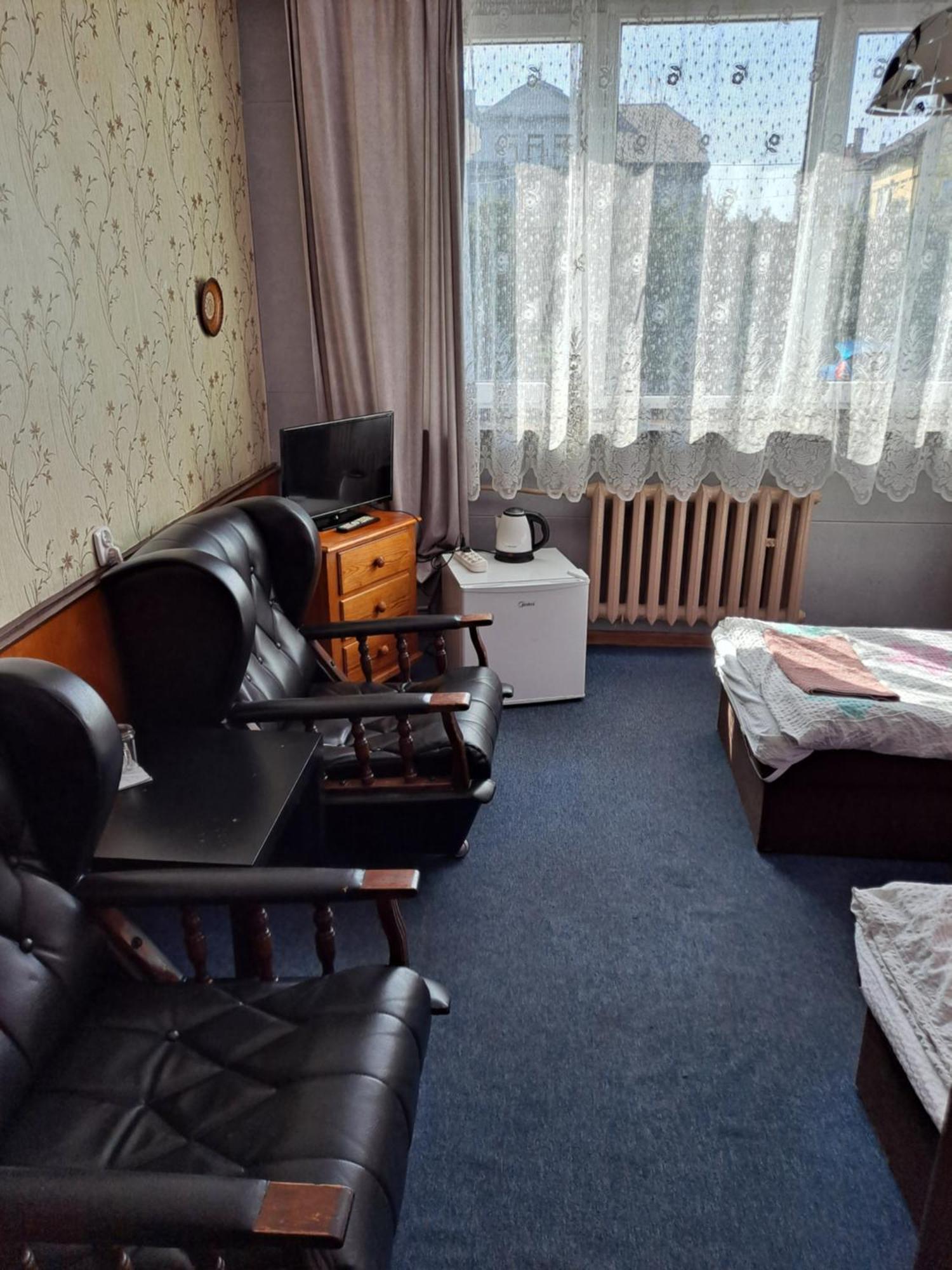Karet Obiekt Hotelowy Skoczow Luaran gambar