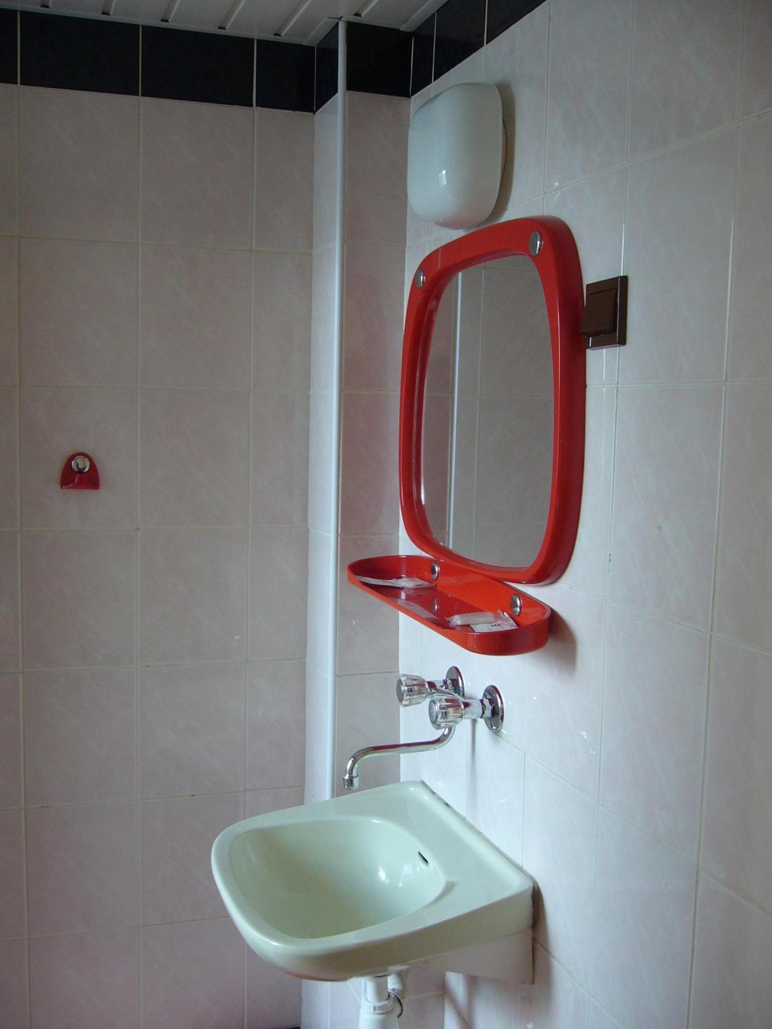 Karet Obiekt Hotelowy Skoczow Luaran gambar