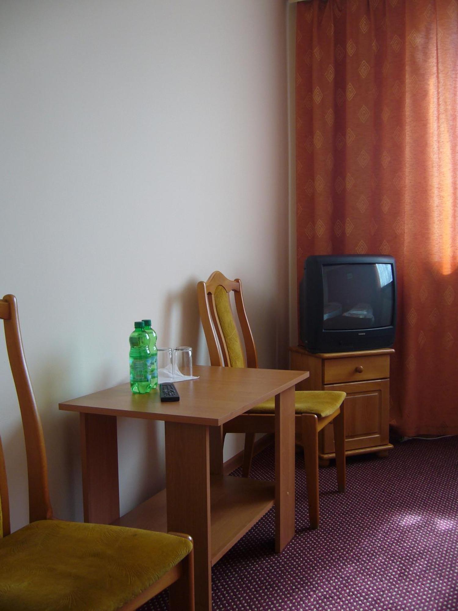 Karet Obiekt Hotelowy Skoczow Luaran gambar
