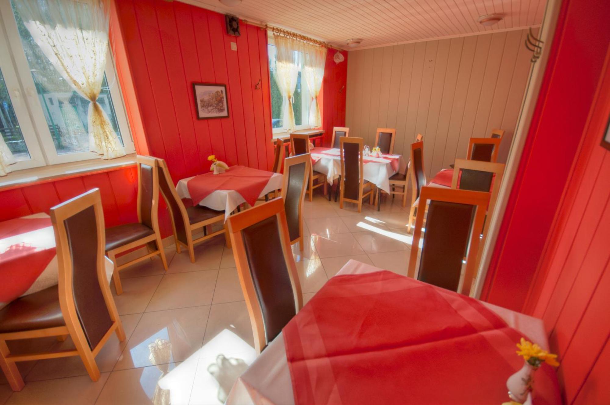 Karet Obiekt Hotelowy Skoczow Luaran gambar